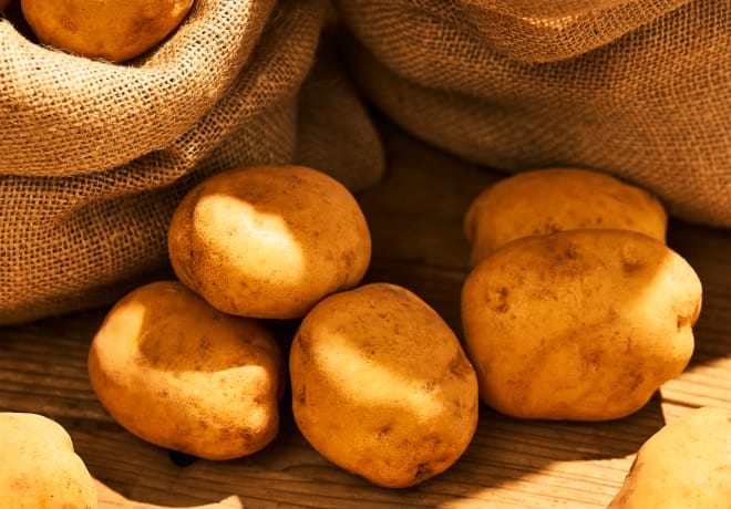 今金男爵そのものの甘みと旨みが最高クラスのポテチを作り出す