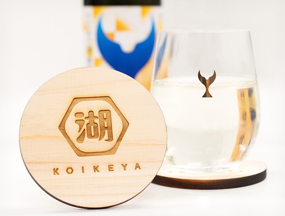 湖池屋 京都工場「湖池屋の森」の木材（ひのき）を使用した湖池屋オリジナルコースター