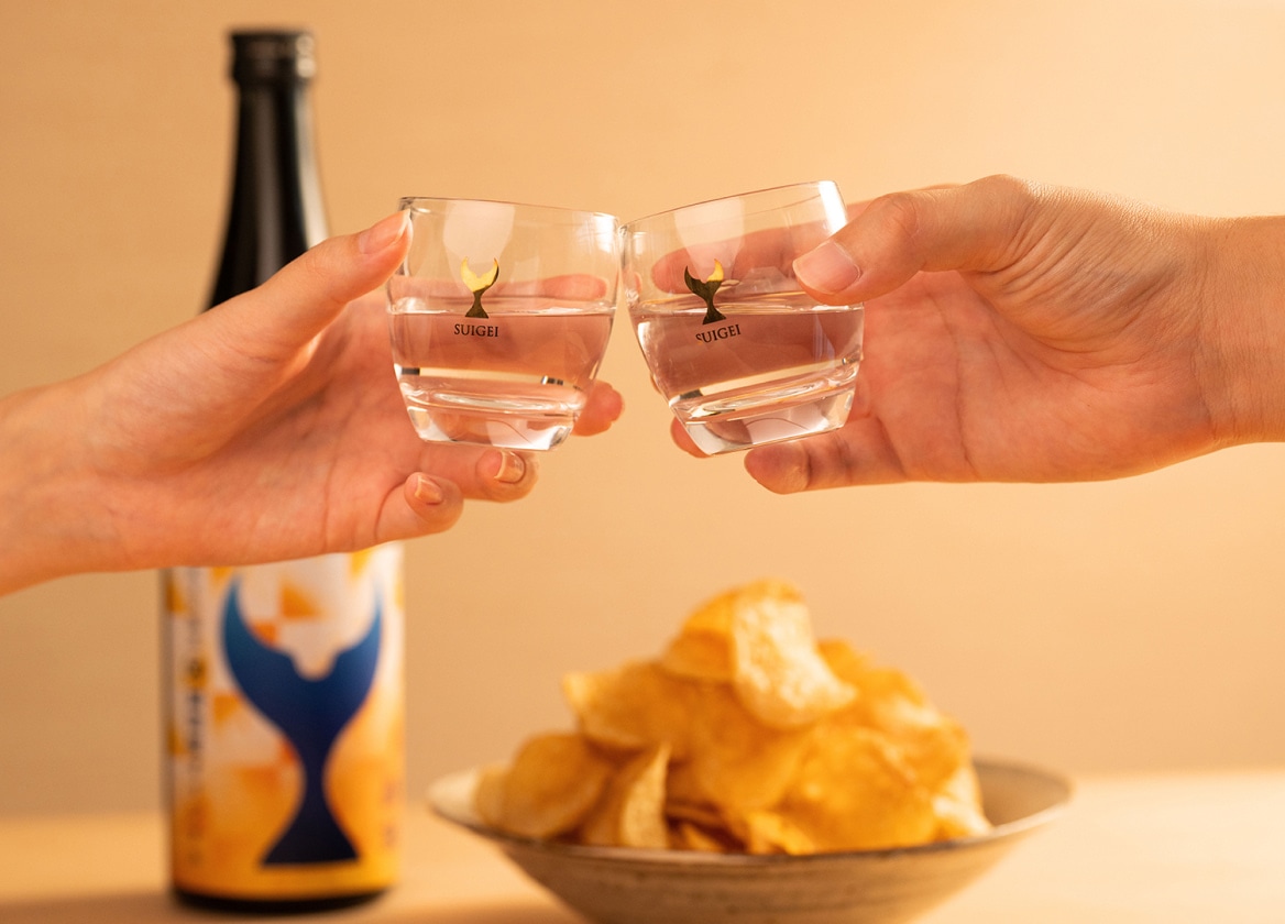 日本酒とポテチのコラボセットは晩酌やお祝いの日におすすめ