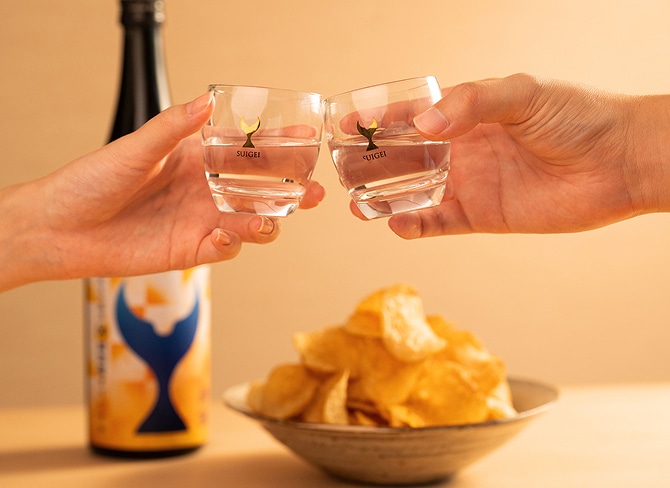 日本酒とポテチのコラボセットは晩酌やお祝いの日におすすめ
