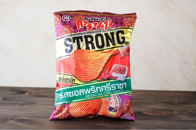 ベトナム製造 カラムーチョSTRONG シラチャーチリソース味